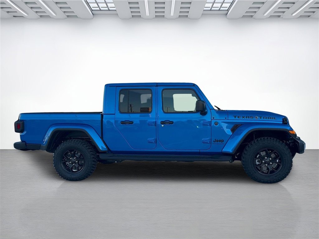 New 2025 Jeep Gladiator Sport image 4