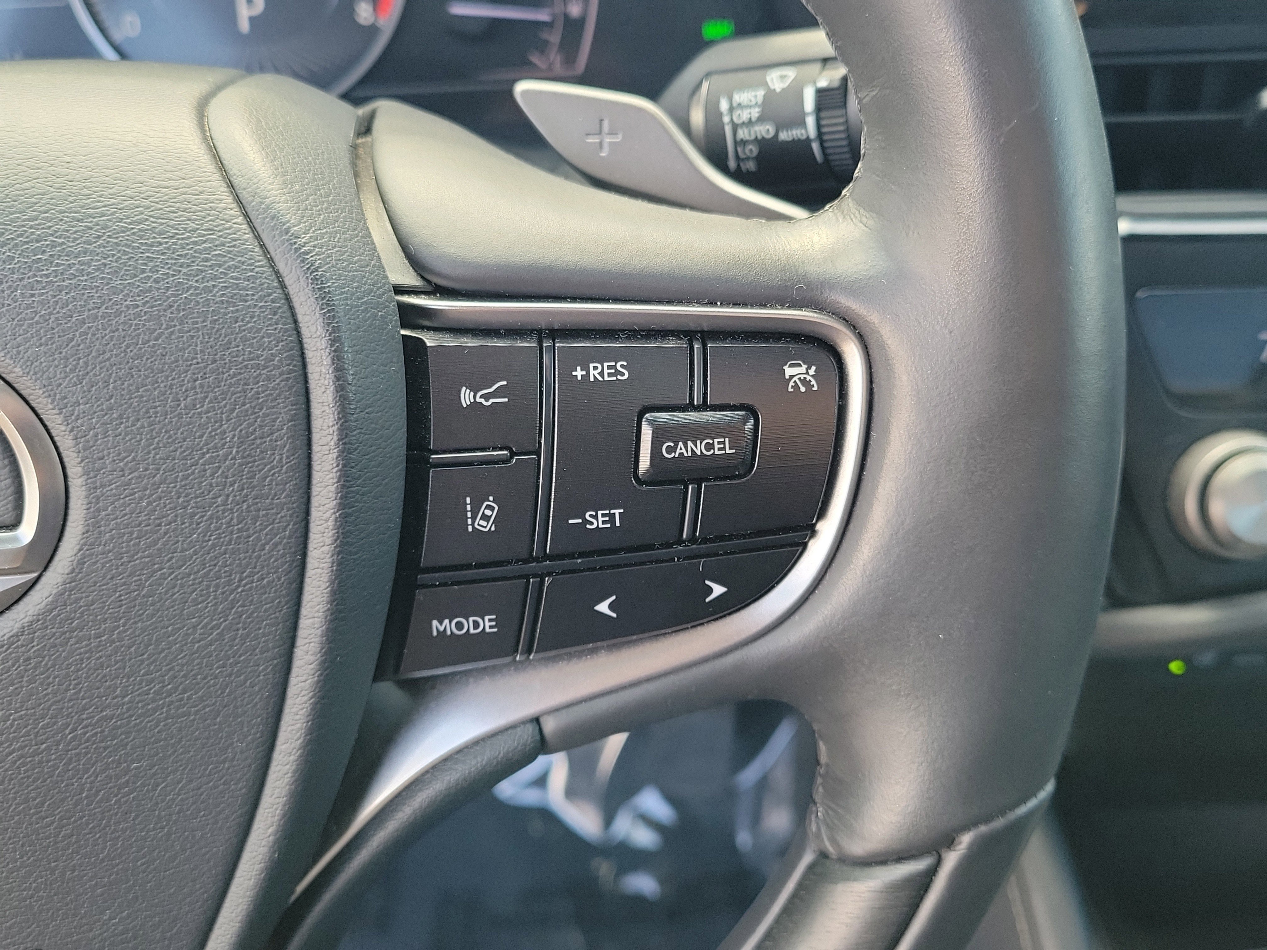 Used 2023 Lexus ES 350 Ultra Luxury image 28