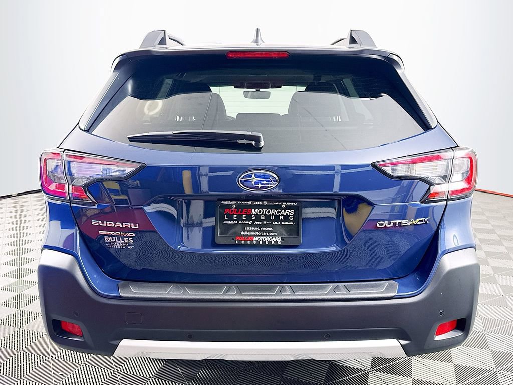 Used 2025 Subaru Outback Limited AWD/4WD image 6