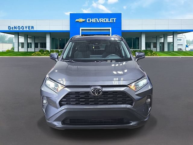 Used 2021 Toyota RAV4 XLE w/ Convenience Package AWD/4WD image 3