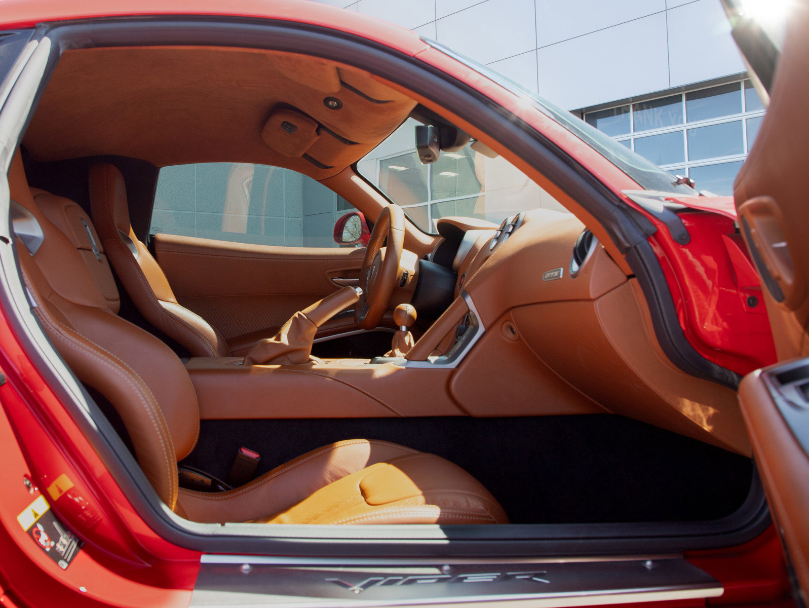Used 2014 SRT GTS w/ GTS Laguna Interior Package RWD image 11