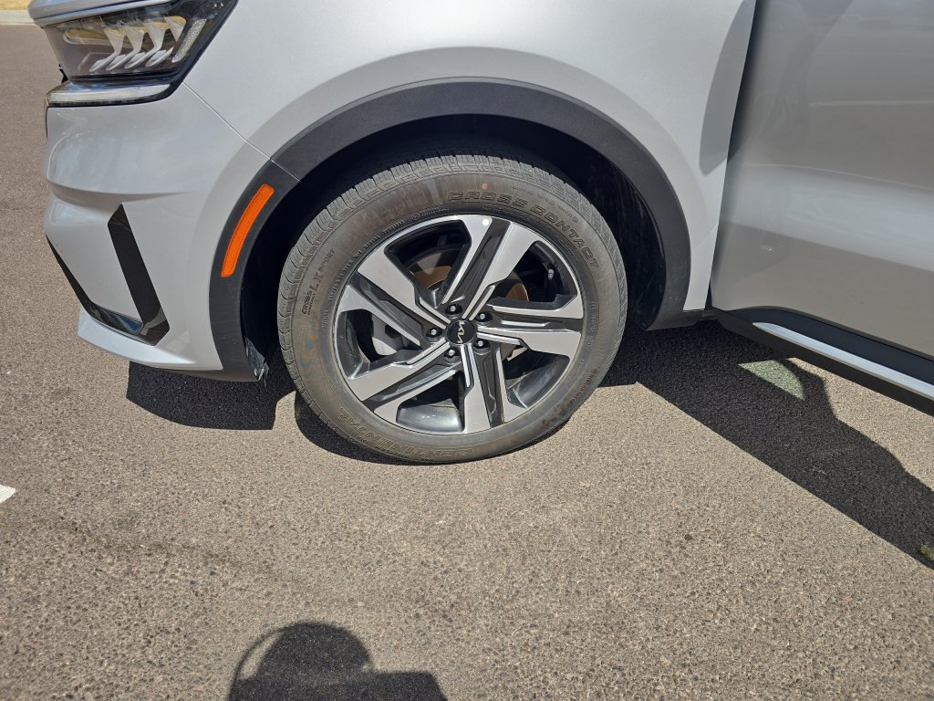 Used 2023 Kia Sorento EX AWD/4WD image 27