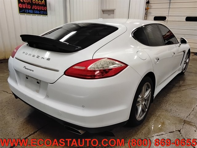 Used 2013 Porsche Panamera 4 image 3