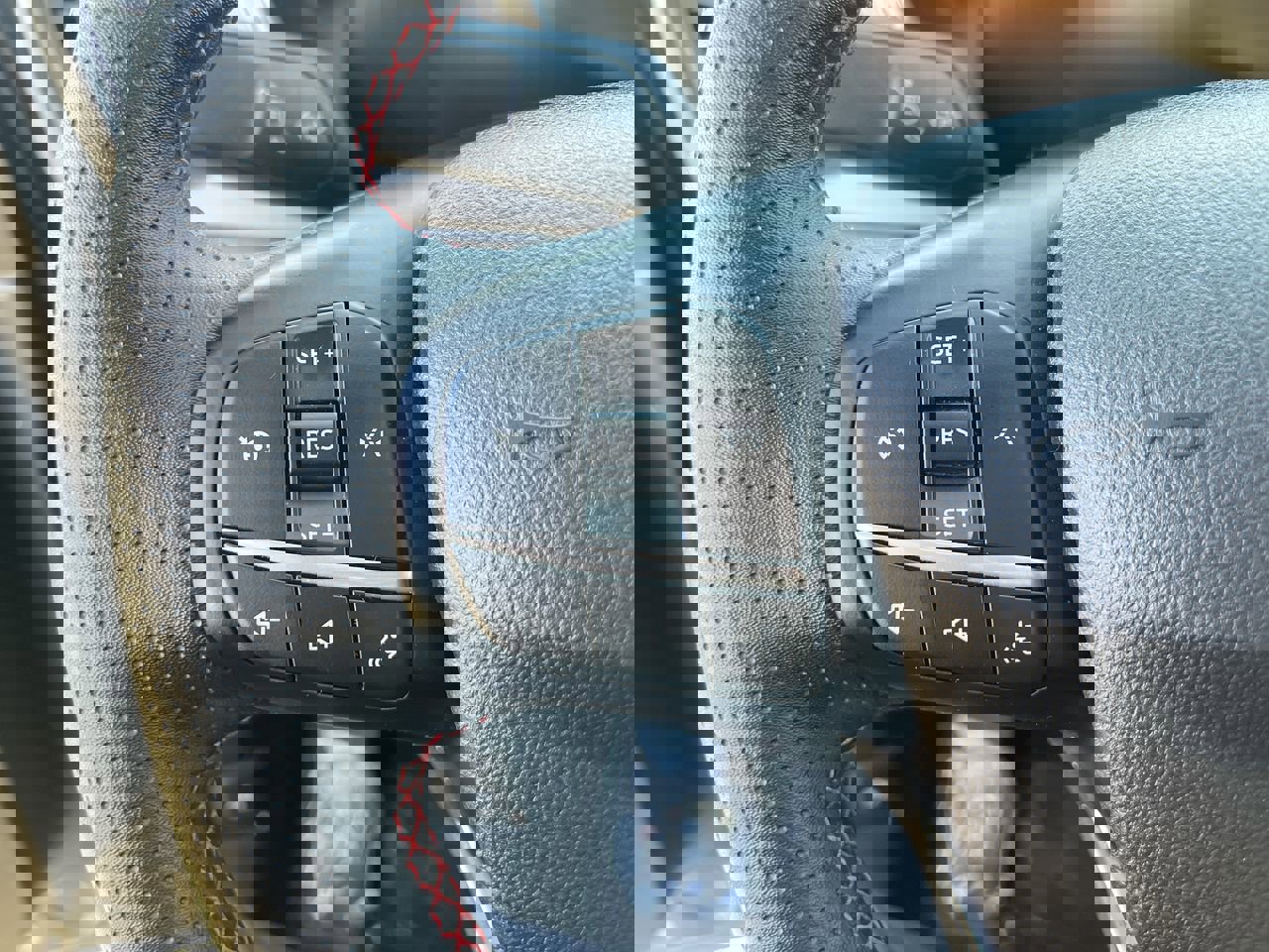 Used 2025 Ford Escape ST-Line w/ Equipment Group 301A image 27