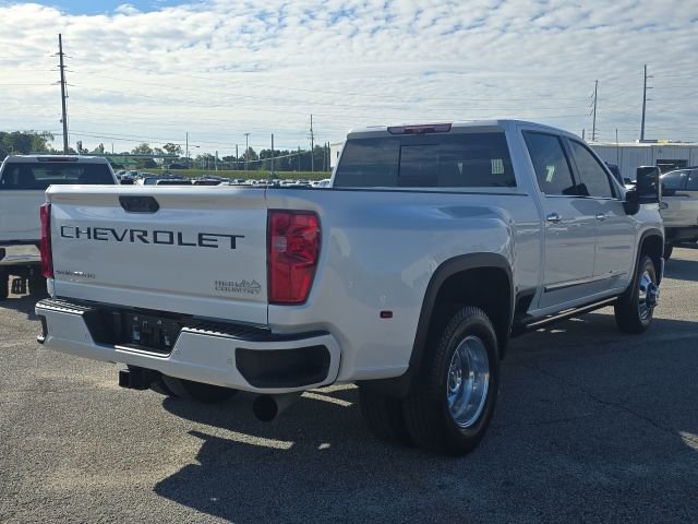 Used 2025 Chevrolet Silverado 3500 High Country w/ High Country Premium Package image 5