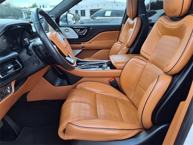 Used 2022 Lincoln Aviator Black Label w/ Dynamic Handling Package image 5