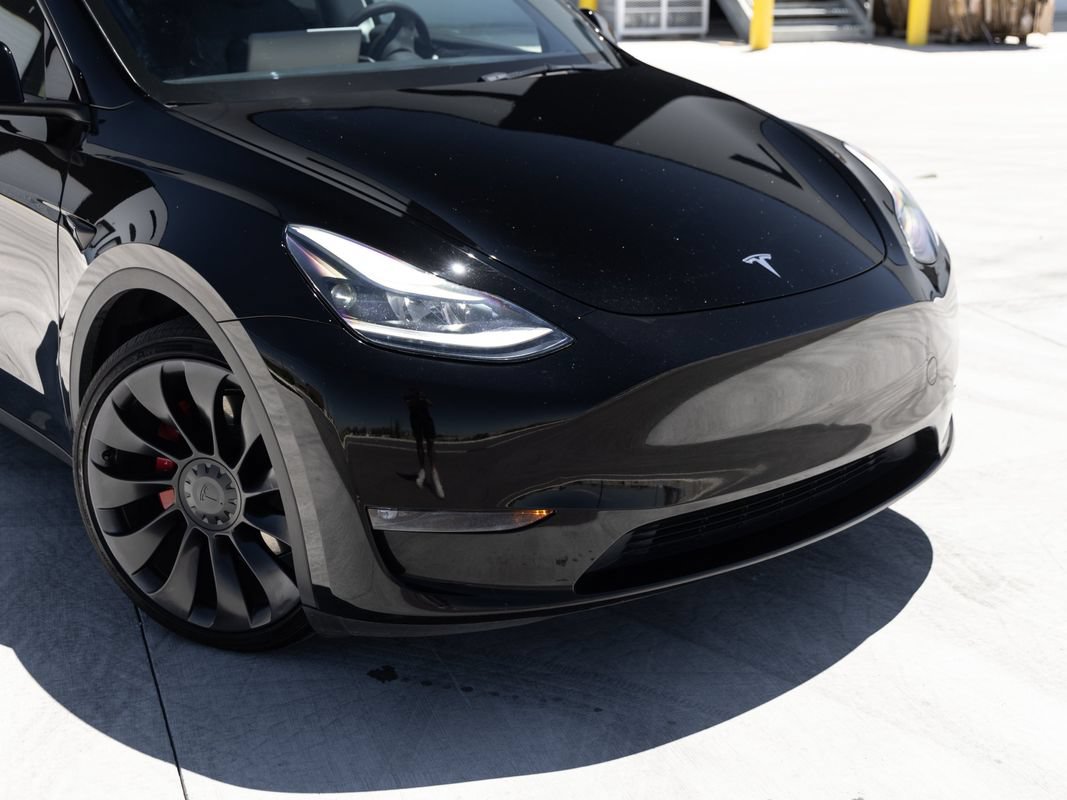 Used 2023 Tesla Model Y Performance AWD/4WD image 4