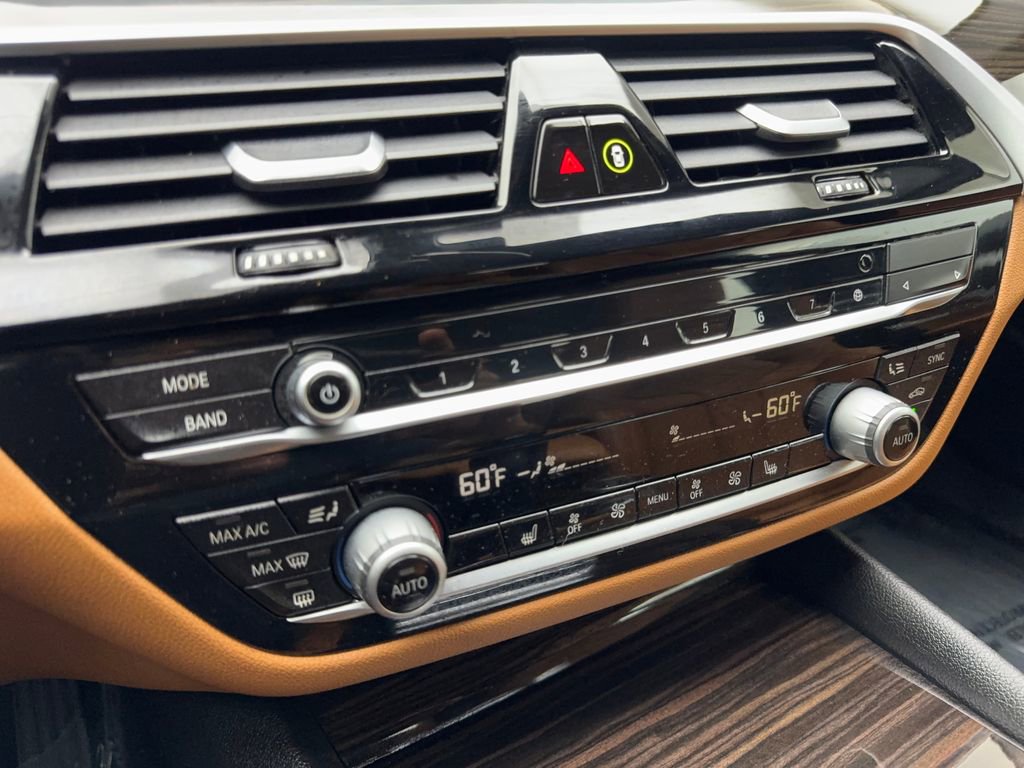 Used 2022 BMW 530i xDrive w/ Convenience Package image 67