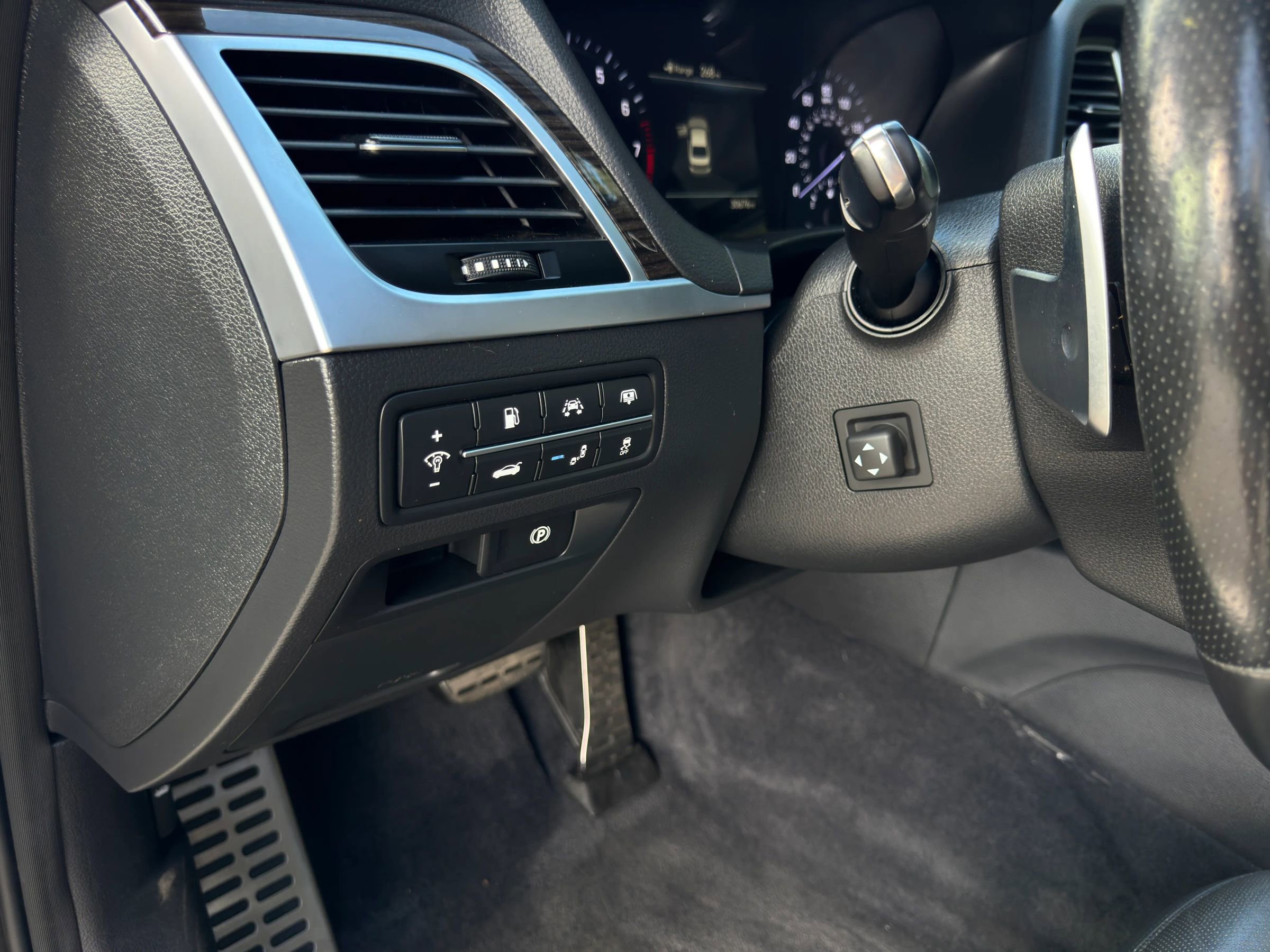 Used 2020 Genesis G80 3.8 w/ Sport Package 02 image 14