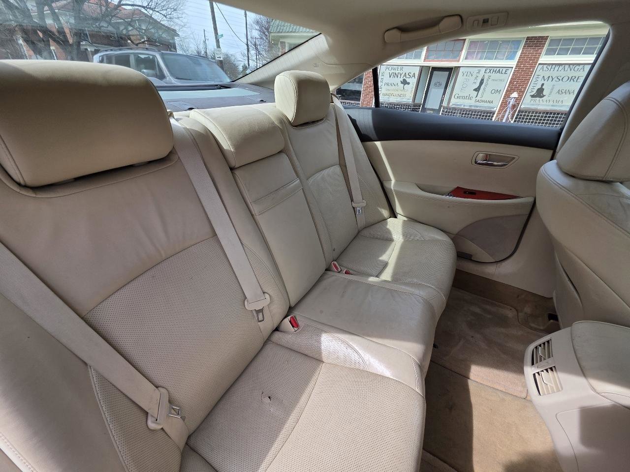 Used 2011 Lexus ES 350 image 8