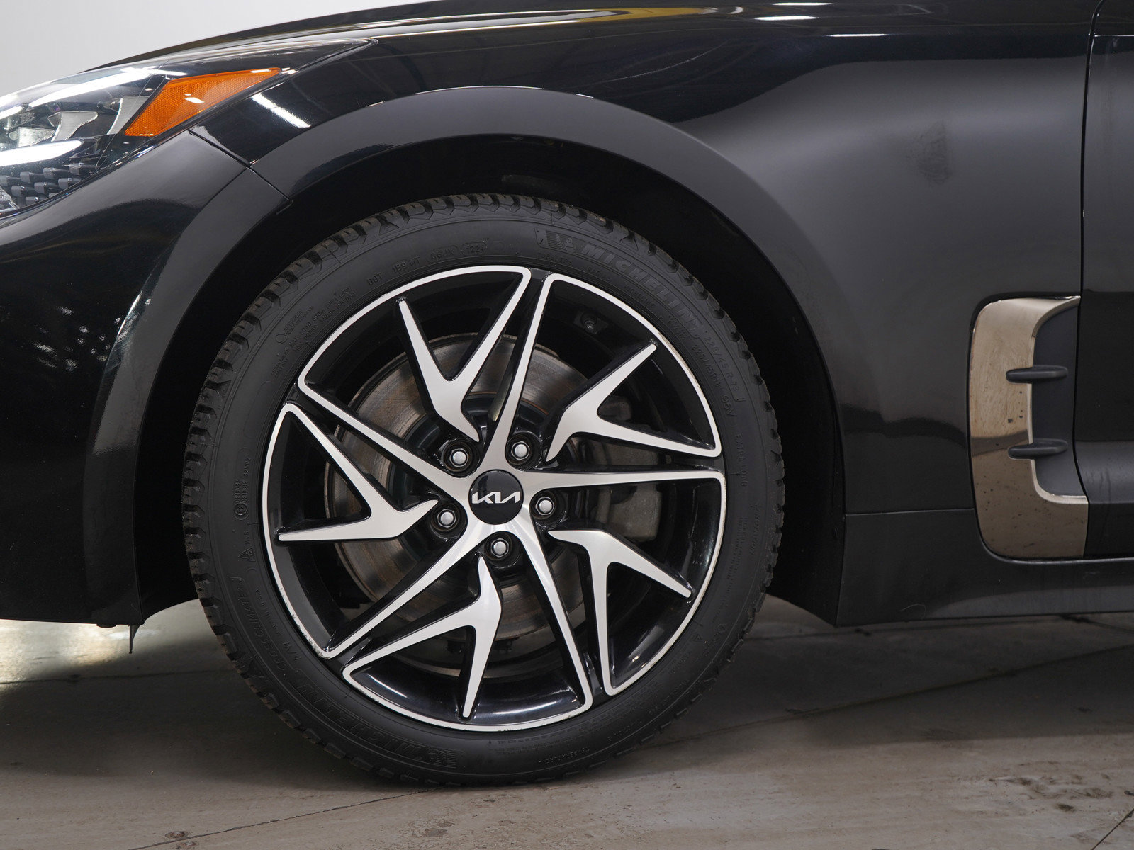 Used 2022 Kia Stinger GT-Line image 28