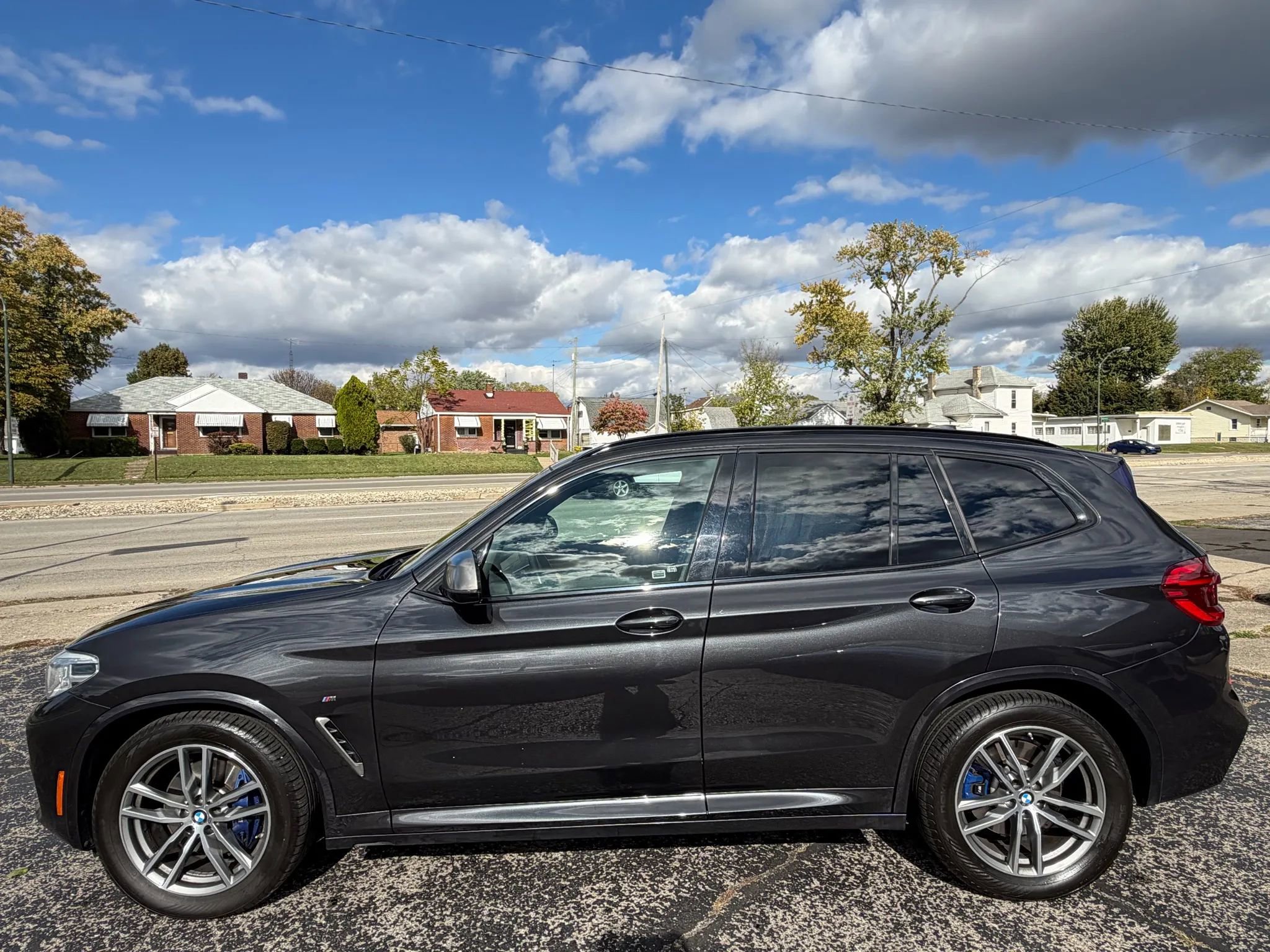 Used 2018 BMW X3 M40i w/ Premium Package Essential image 4