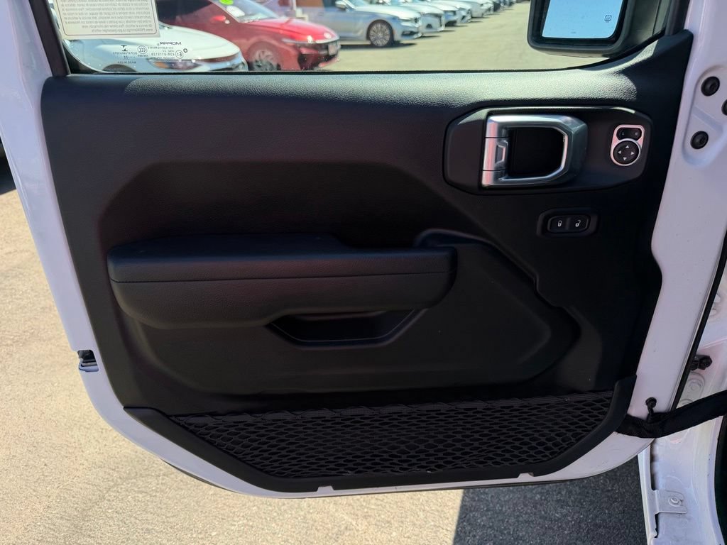 Used 2022 Jeep Wrangler Unlimited Sport AWD/4WD image 18