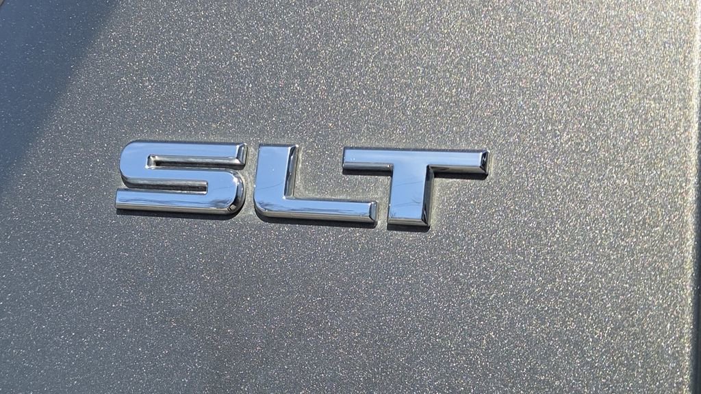 Used 2012 GMC Terrain SLT w/ LPO, Chrome Package image 5