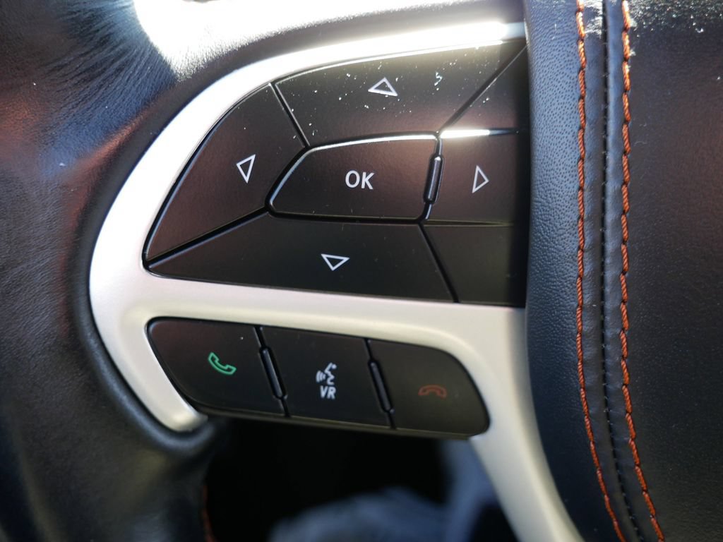 Used 2019 Jeep Grand Cherokee Summit AWD/4WD image 33