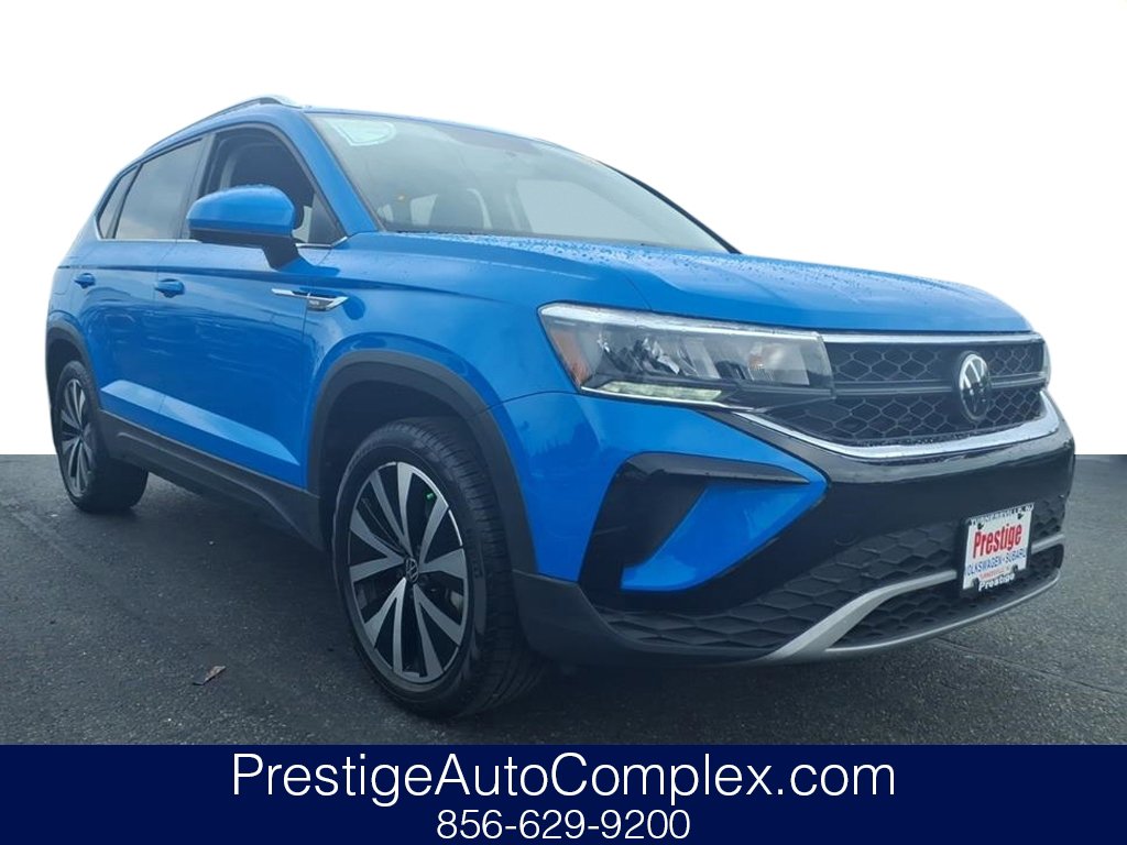 Used 2022 Volkswagen Taos SE image 1