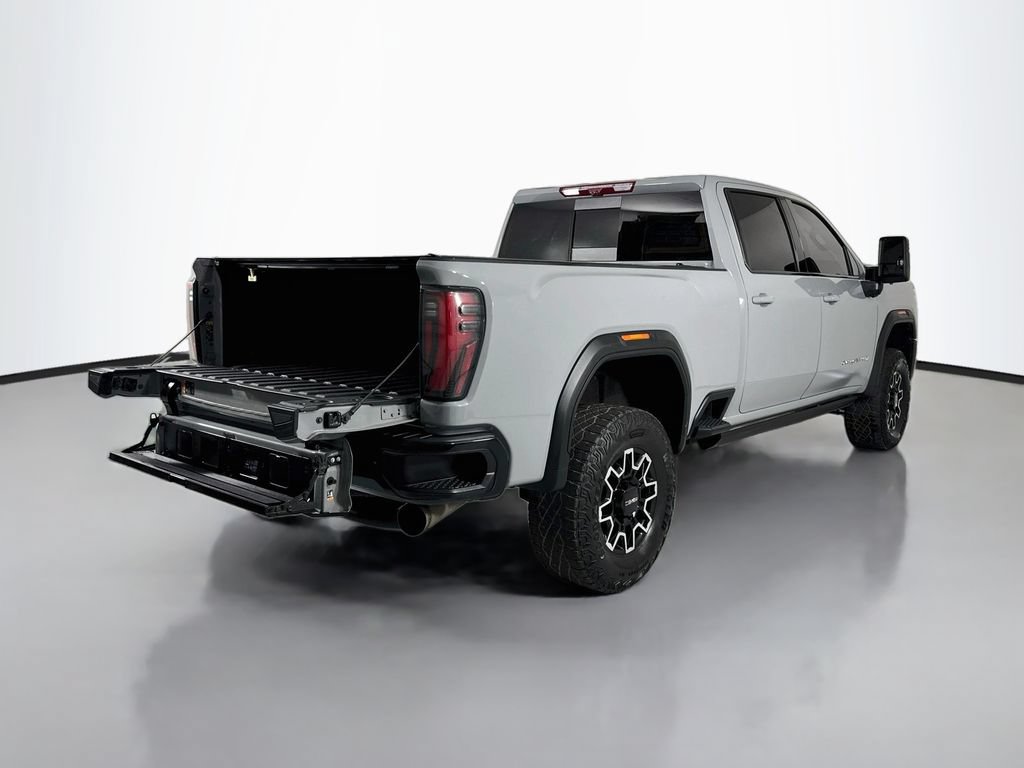 Used 2025 GMC Sierra 2500 AT4X AWD/4WD image 5