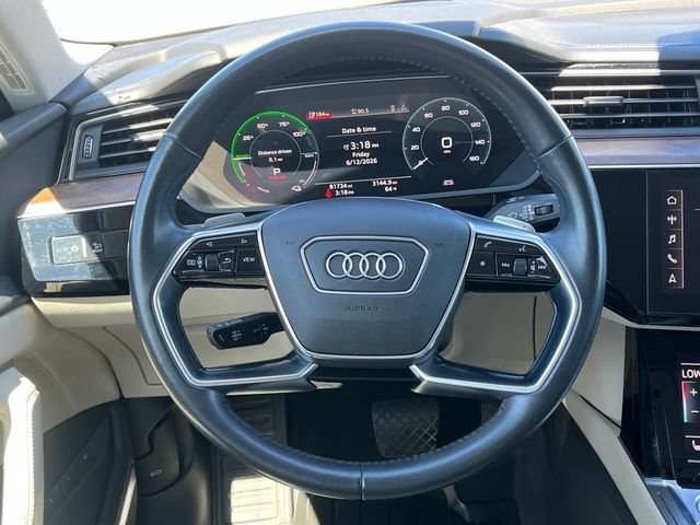 Used 2019 Audi e-tron Prestige w/ Prestige Package AWD/4WD image 20