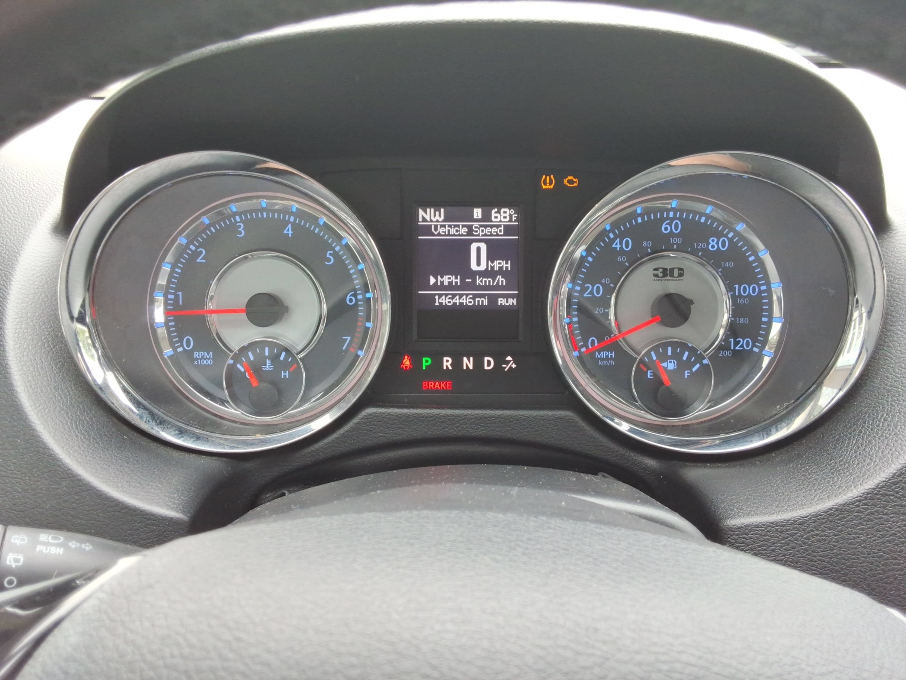 Used 2014 Chrysler Town & Country Touring-L FWD image 14