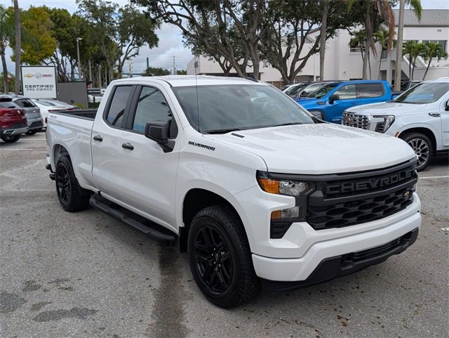 Certified 2025 Chevrolet Silverado 1500 Custom w/ Turbomax Blackout Package image 2