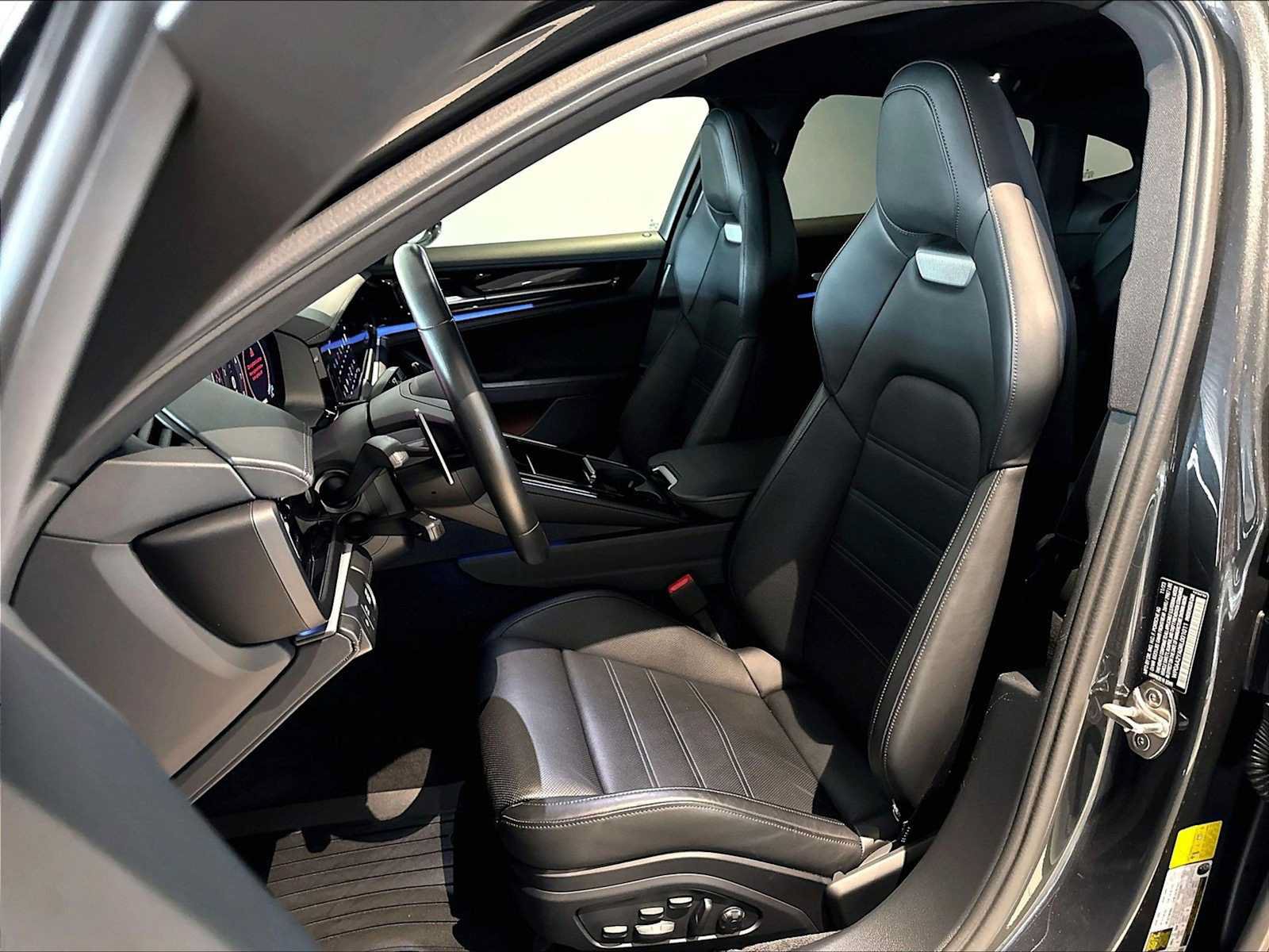 Used 2024 Porsche Panamera 4 AWD/4WD image 9
