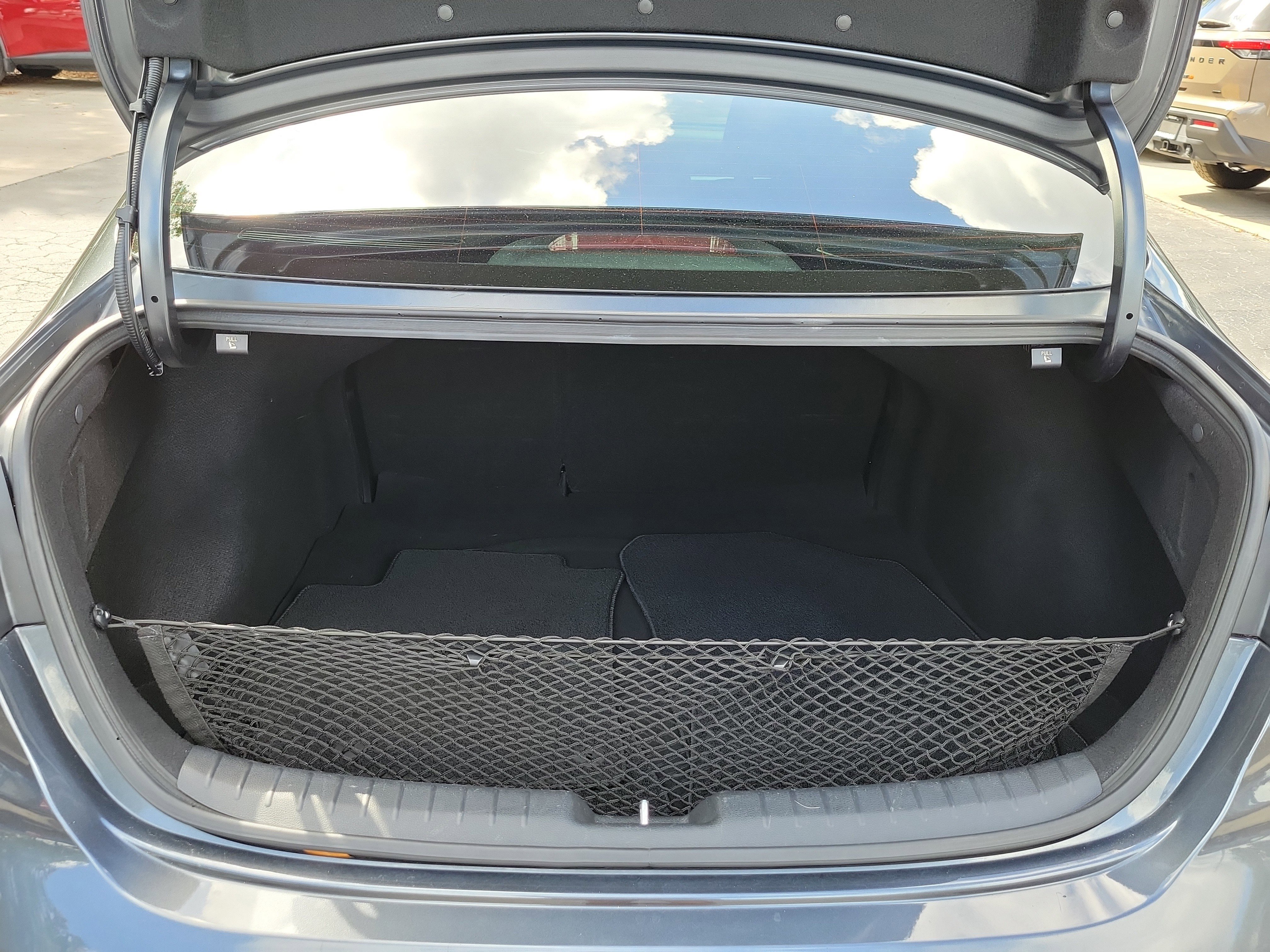 Used 2019 Kia Forte LXS FWD image 9