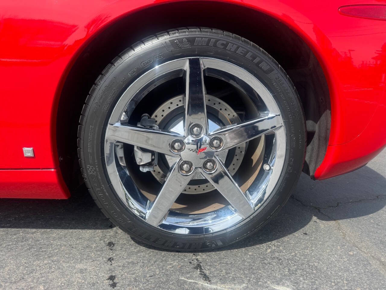 Used 2008 Chevrolet Corvette Coupe w/ Preferred Equipment Group RWD image 16