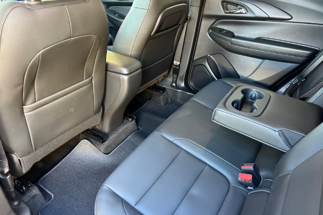 Used 2025 Chevrolet TrailBlazer RS w/ Driver Confidence Package FWD image 15