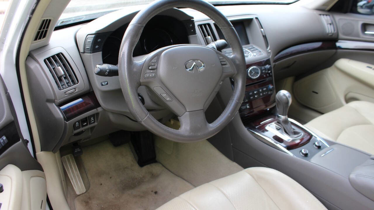 Used 2013 INFINITI G37 Journey w/ Premium Pkg image 14