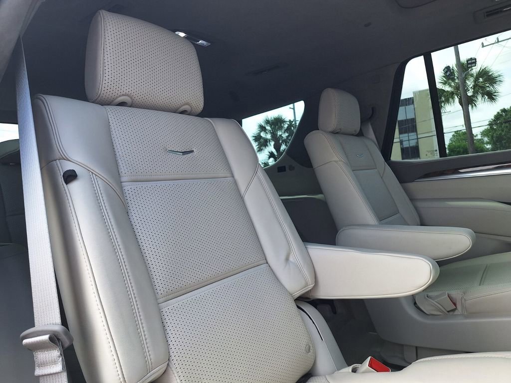 New 2026 Cadillac Escalade Platinum Sport RWD image 32
