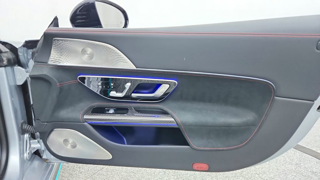 Used 2024 Mercedes-Benz SL 63 AMG SL 63 AMG image 25