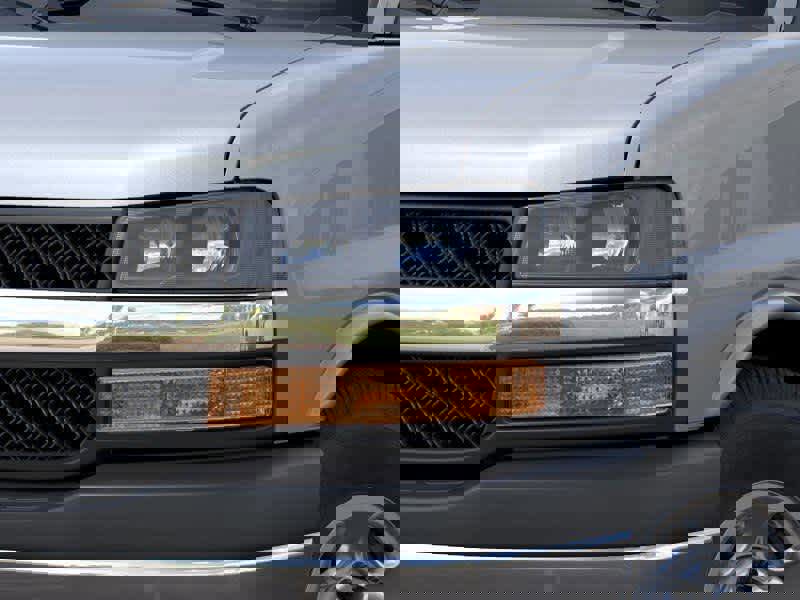 New 2026 Chevrolet Express 2500 w/ Driver Convenience Package RWD image 10