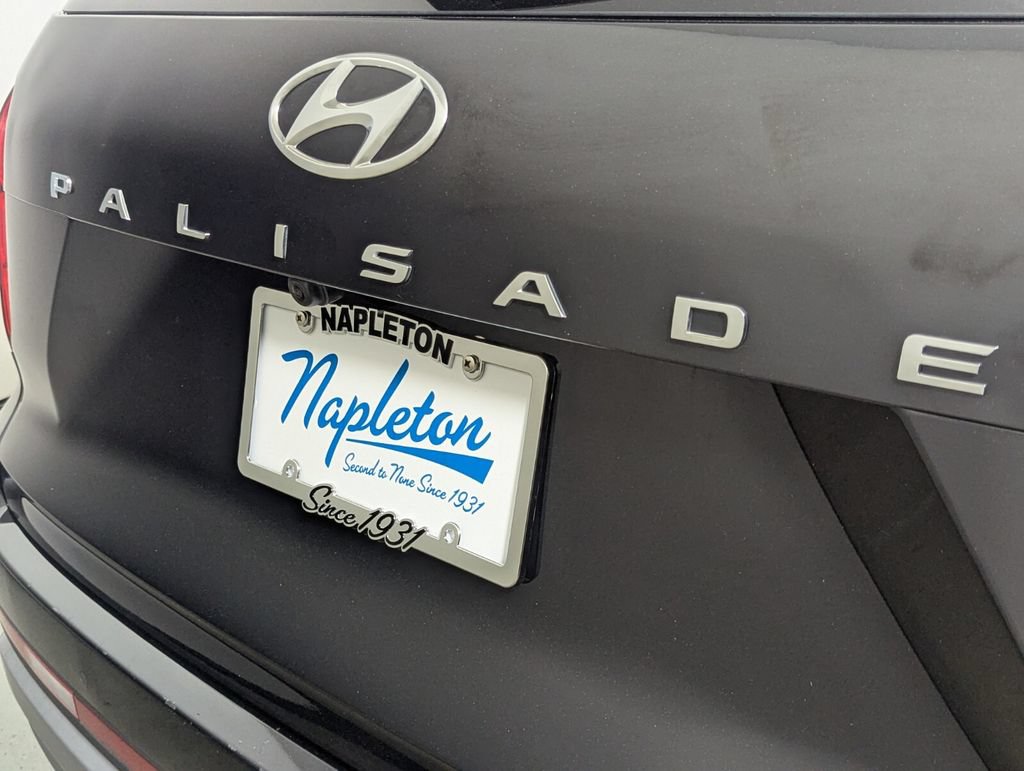 Used 2023 Hyundai Palisade SEL FWD image 9