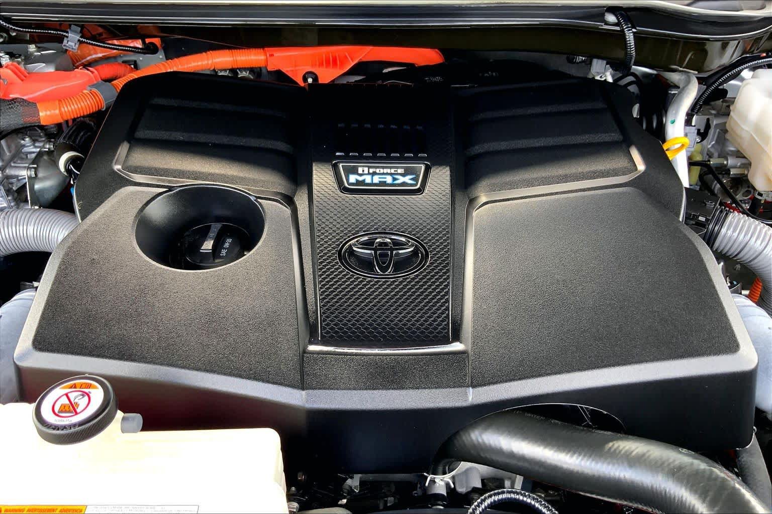 Used 2023 Toyota Tundra Limited w/ Power Package AWD/4WD image 32