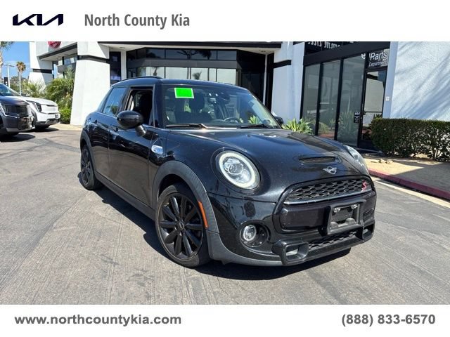 Used 2020 MINI Cooper S w/ Premium Package FWD image 1