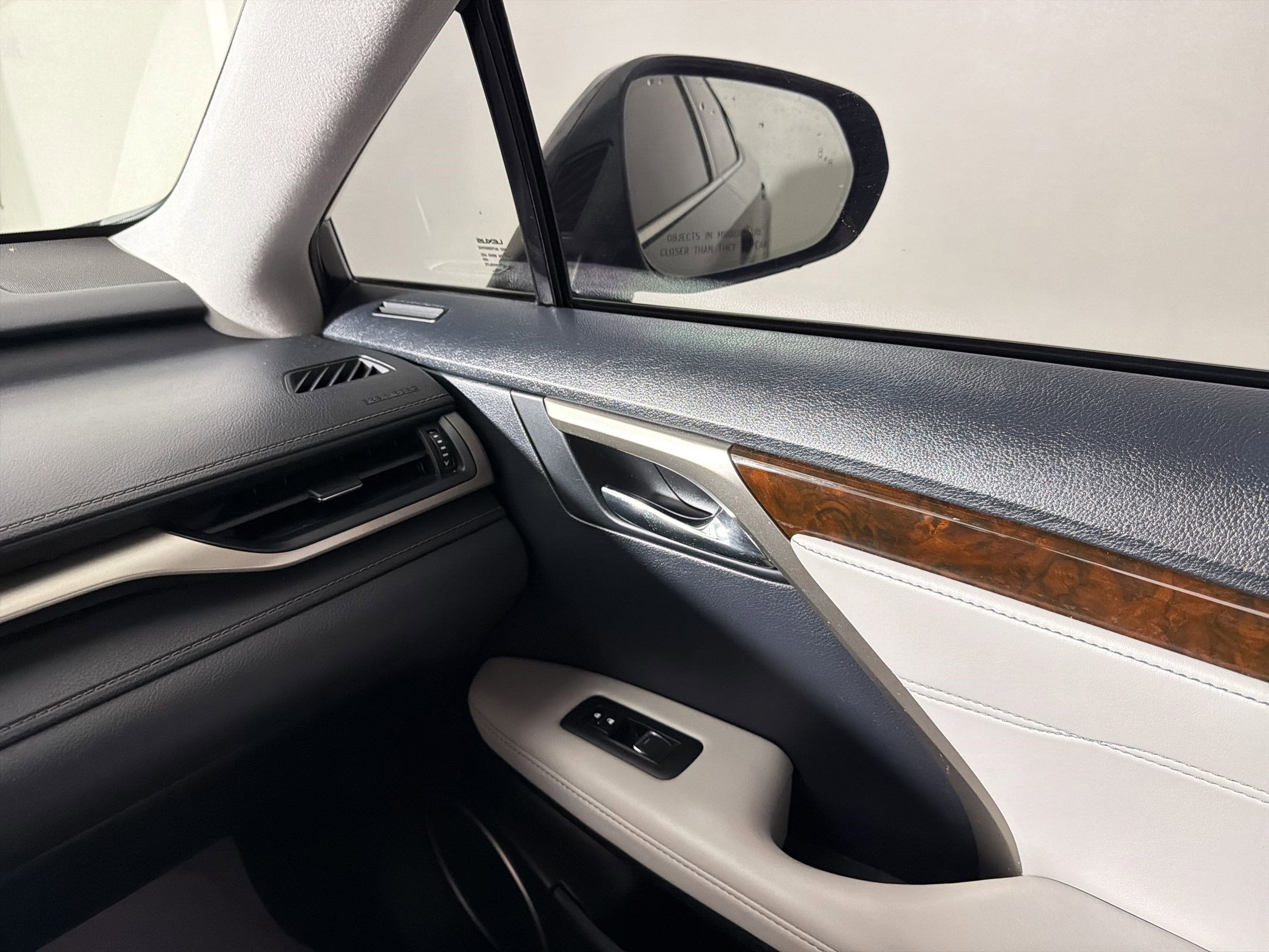 Used 2019 Lexus RX 350 FWD w/ Navigation Package image 26