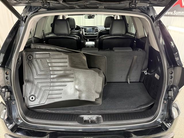 Used 2015 Toyota Highlander Limited Platinum AWD/4WD image 9