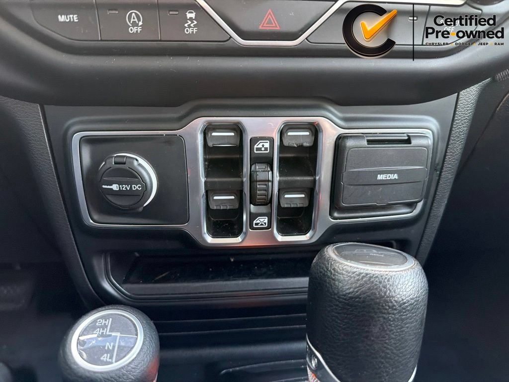 Certified 2023 Jeep Gladiator Sport AWD/4WD image 73