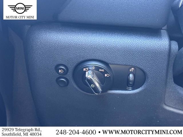 Used 2015 MINI Cooper S image 28