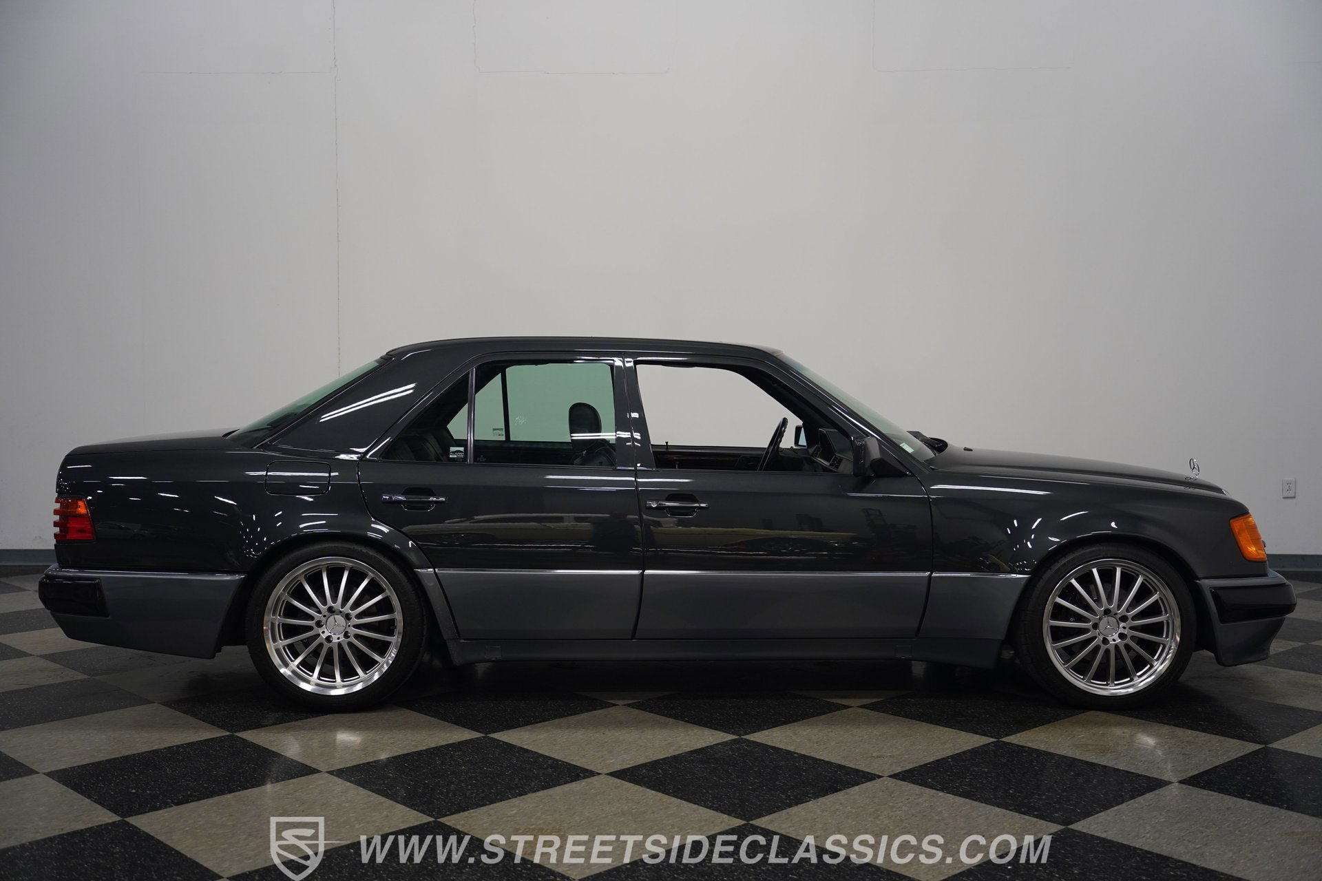 Used 1993 Mercedes-Benz 500 E image 17