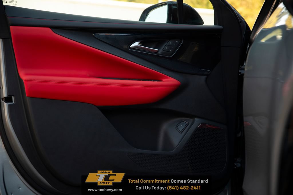 New 2026 Chevrolet Blazer EV SS w/ Performance Package AWD/4WD image 9