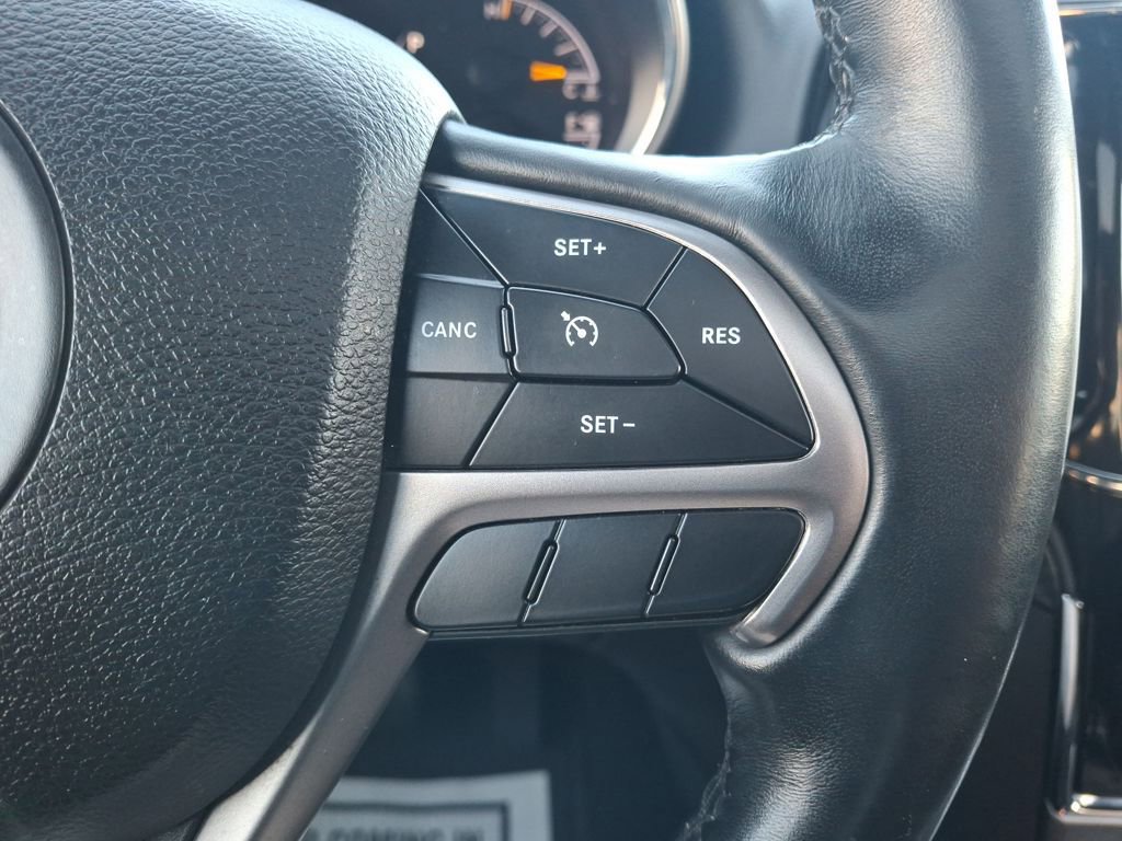 Used 2019 Jeep Grand Cherokee Altitude image 22