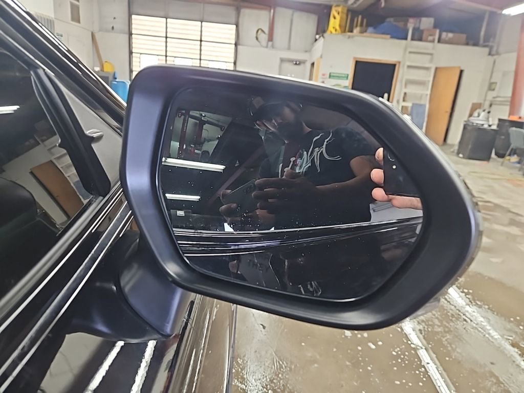 Used 2023 Toyota Camry SE image 32