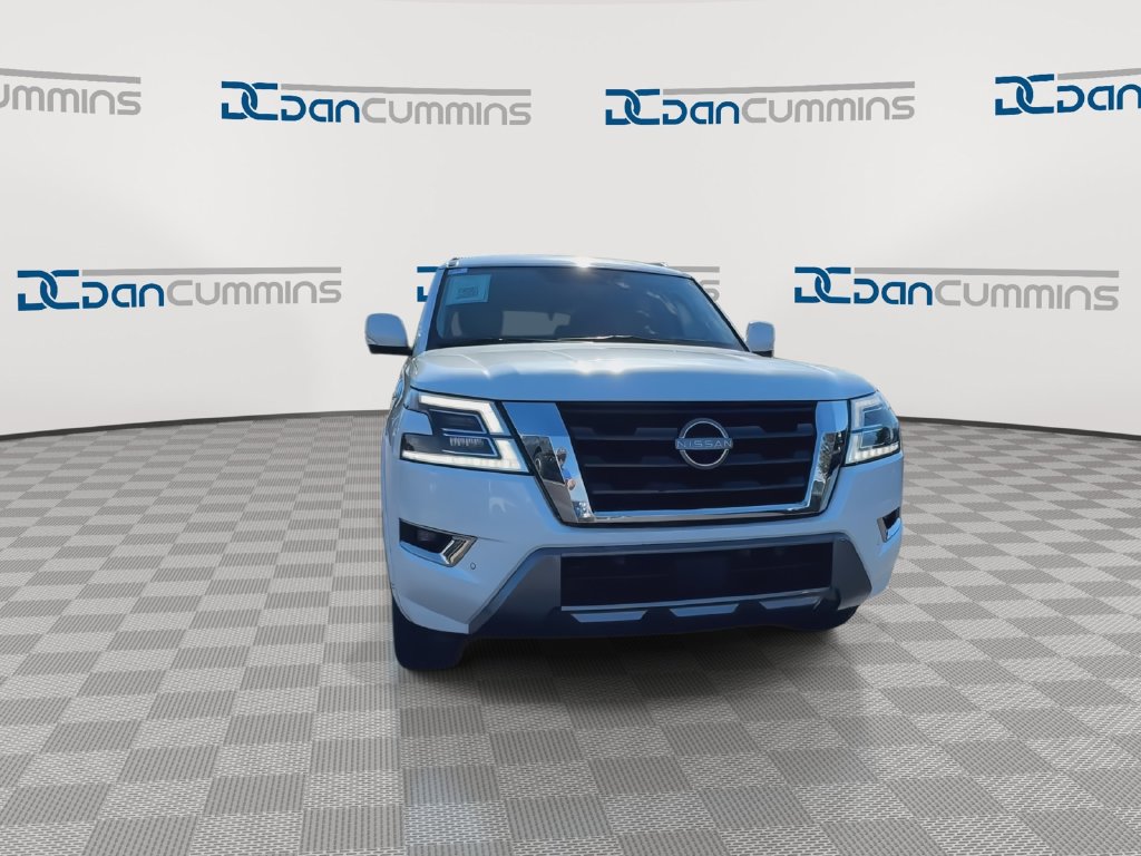 Used 2021 Nissan Armada SL w/ Captain's Chairs Package RWD image 3