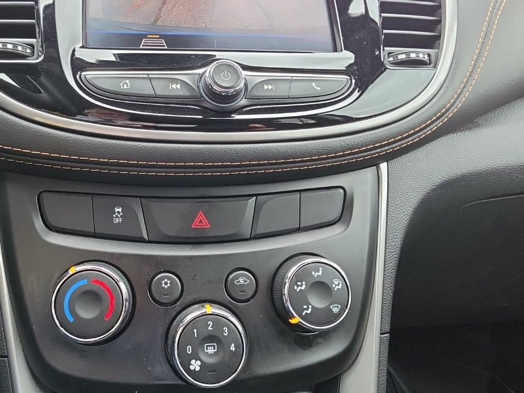 Used 2021 Chevrolet Trax LS w/ Tint and Cruise Package FWD image 16