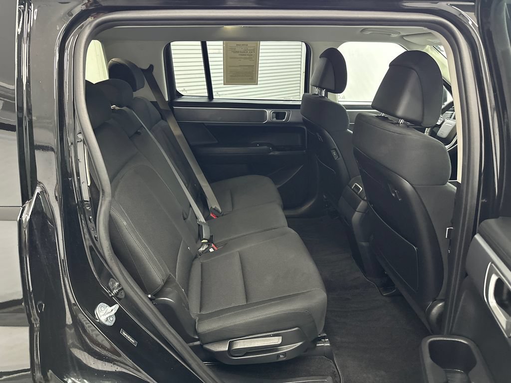 Used 2026 Hyundai Santa Fe SE FWD image 15