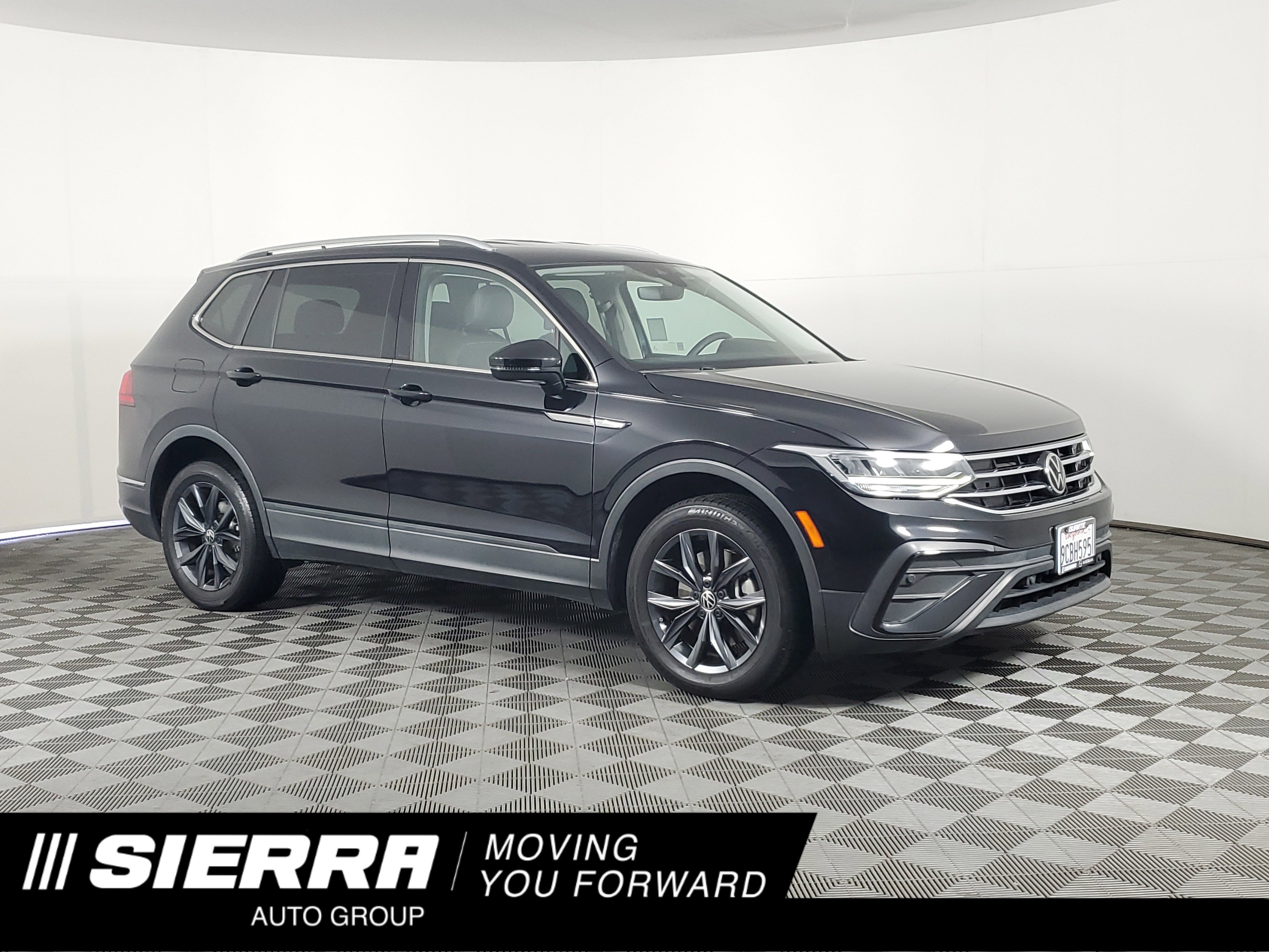 Used 2022 Volkswagen Tiguan SE