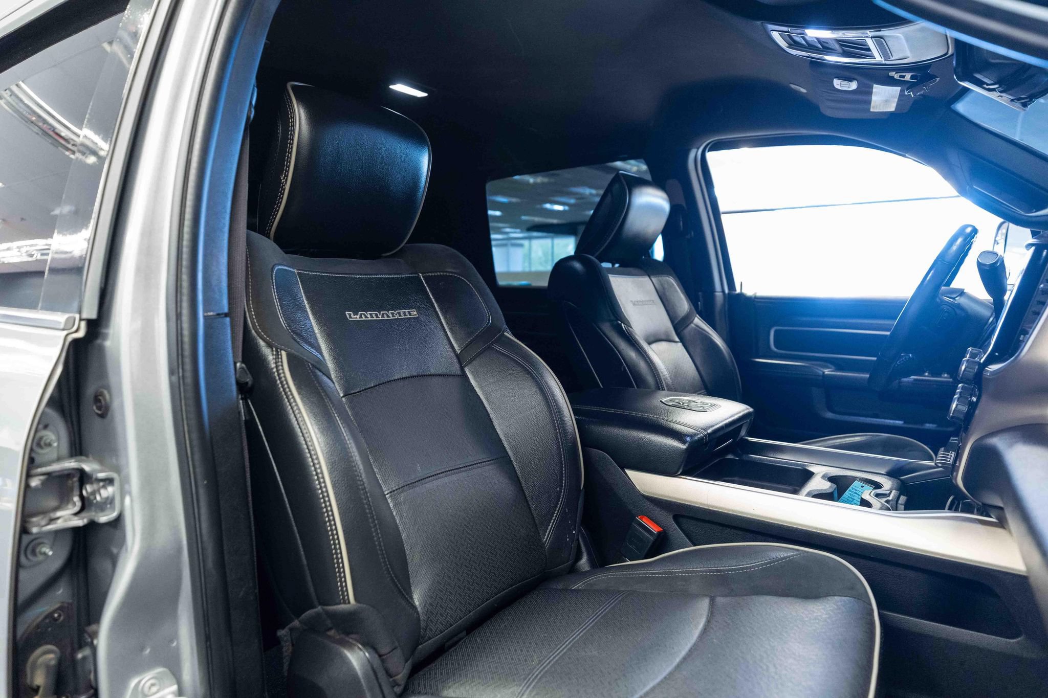 Used 2019 RAM 2500 Laramie AWD/4WD image 15