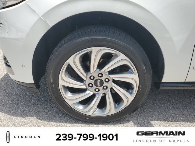 Certified 2024 Lincoln Navigator Premiere AWD/4WD image 12