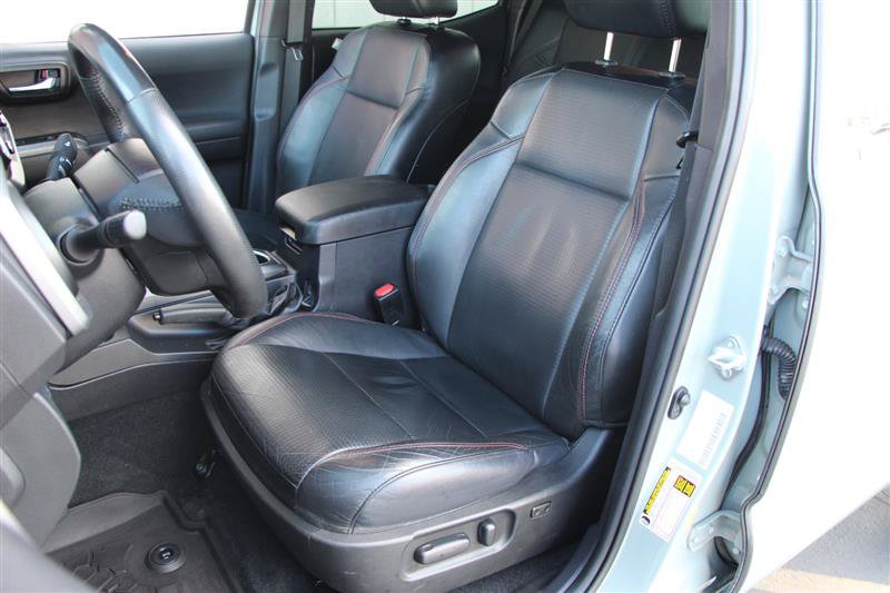 Used 2021 Toyota Tacoma TRD Pro AWD/4WD image 9